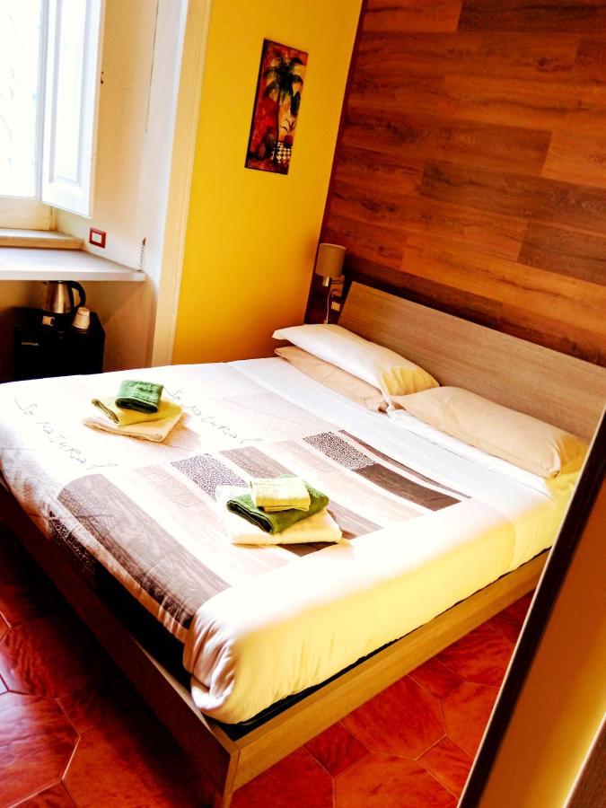 Non Ci Resta Che Napoli Bed & Breakfast Eksteriør bilde