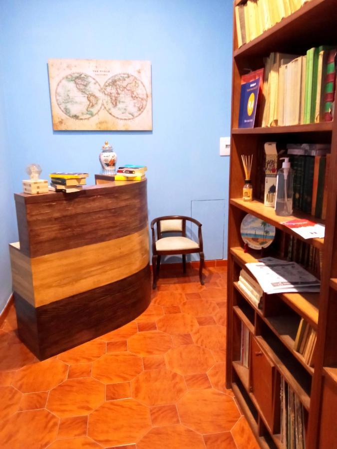 Non Ci Resta Che Napoli Bed & Breakfast Eksteriør bilde
