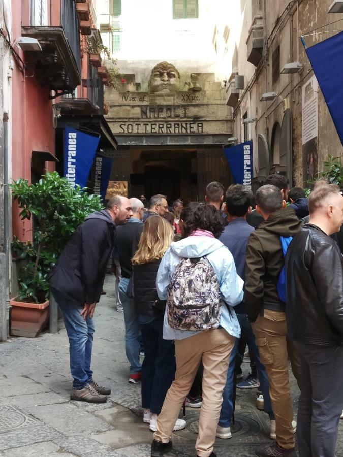 Non Ci Resta Che Napoli Bed & Breakfast Eksteriør bilde